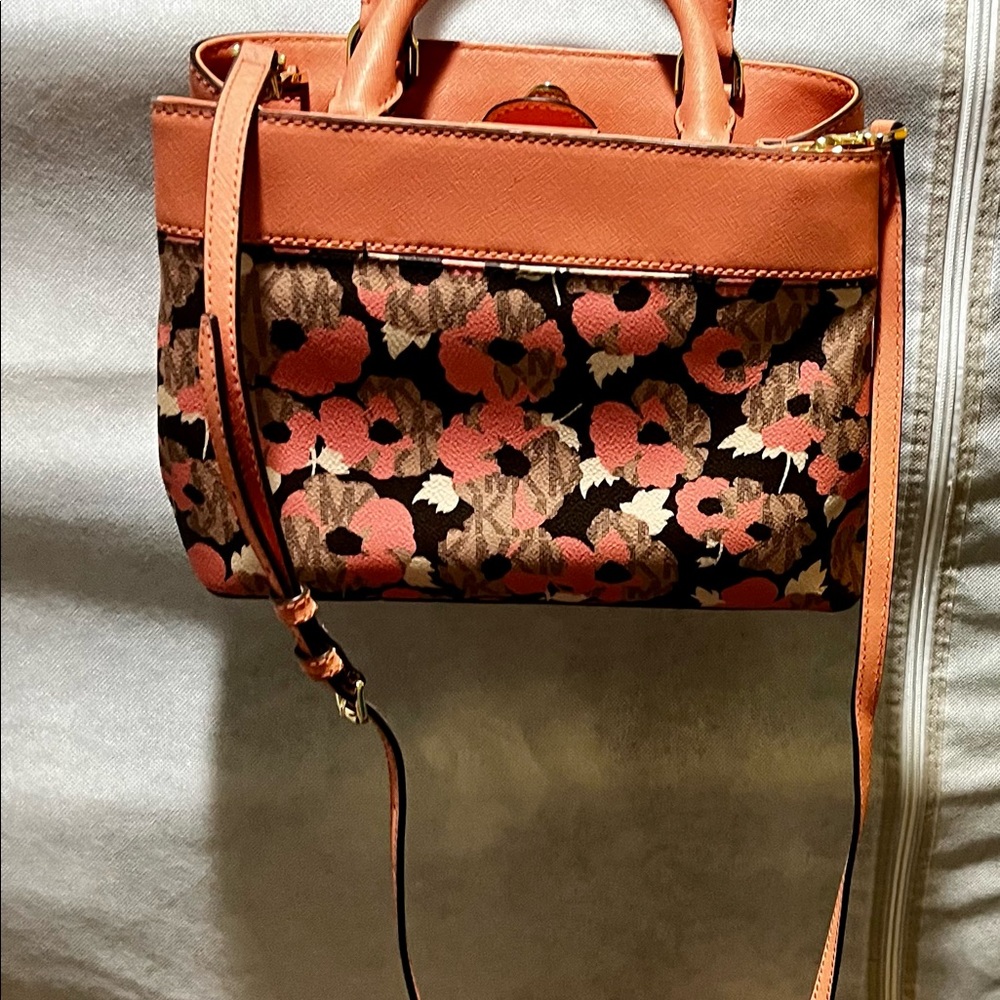 NWOT Michael Kors gorgeous bag - Picture 15 of 16